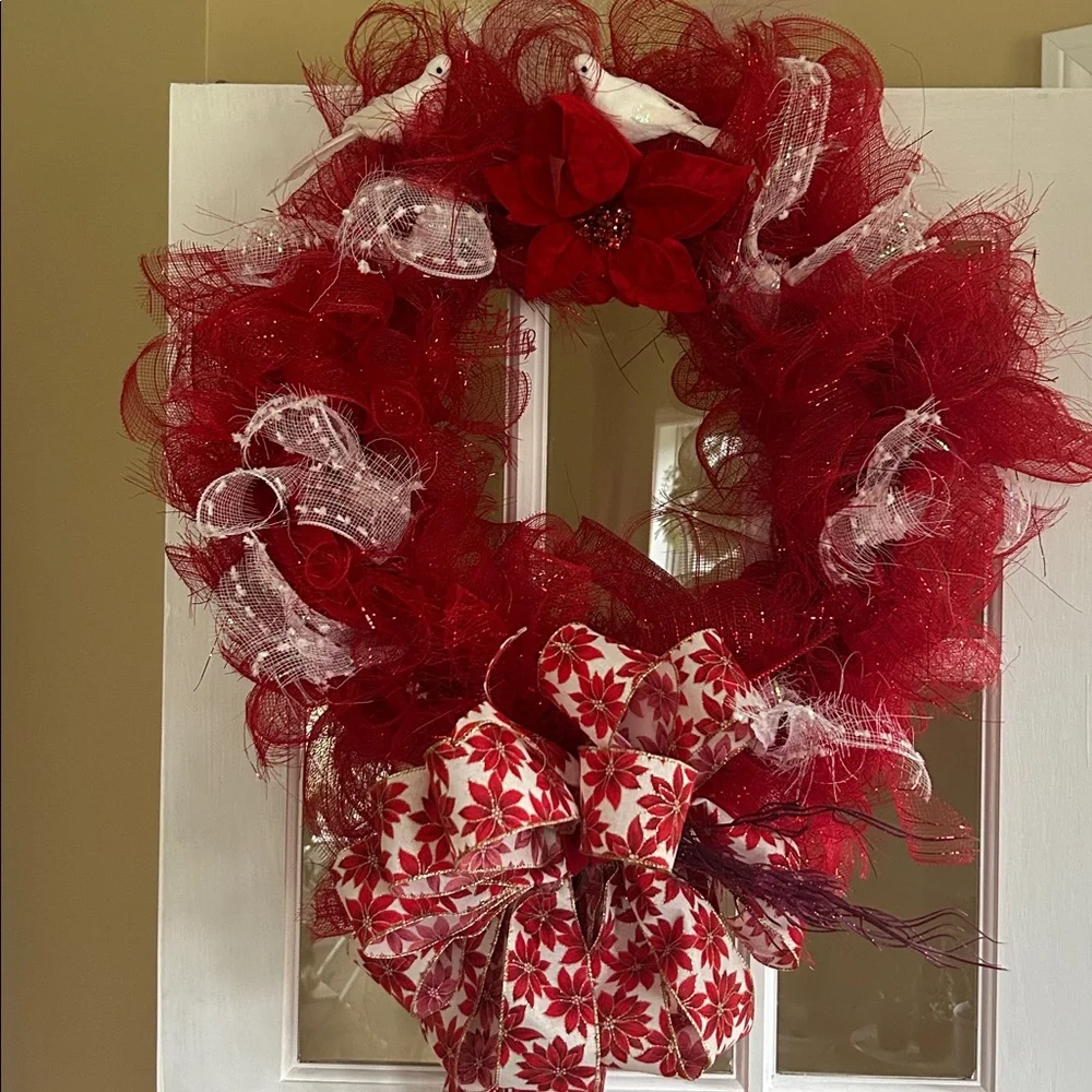 Elegant Red and White Holiday Wreath with Poinsettia
